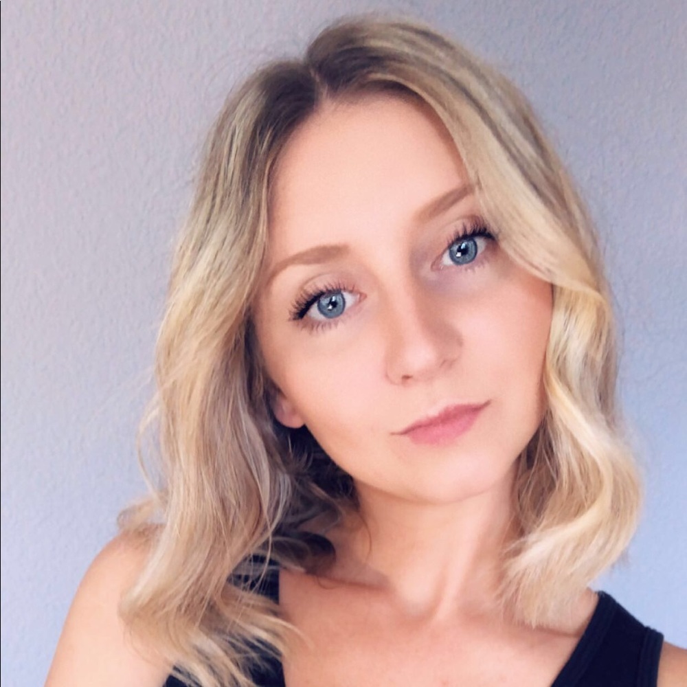 Meet your Posher, Inna